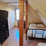 Bed & Breakfast Juros Akis *