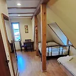 Juros Akis Bed & Breakfast *